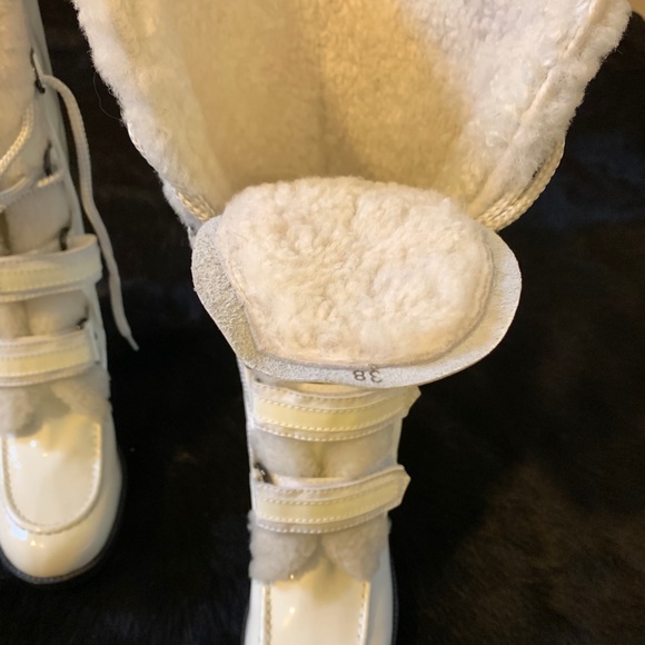 TOD’s Patent Leather Shearling Boots - Picture 8 of 12